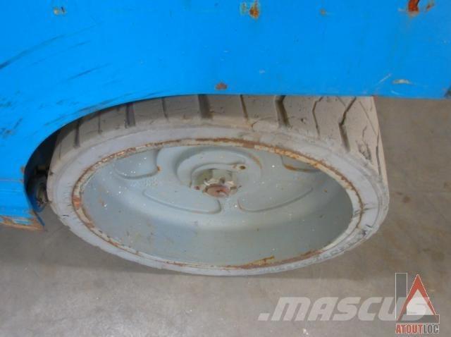 Genie GS-3246 Съчленени стрелови подемници