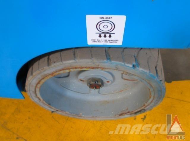 Genie GS-4047 Съчленени стрелови подемници