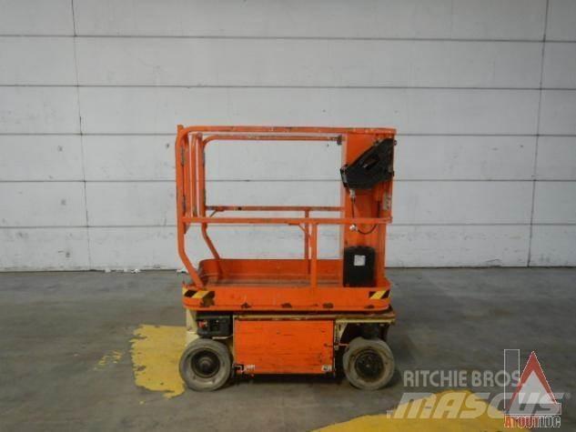 JLG 1230ES Съчленени стрелови подемници
