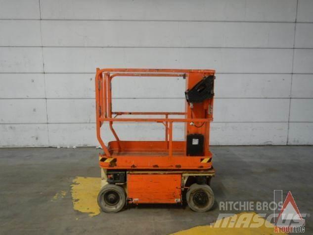 JLG 1230ES Съчленени стрелови подемници