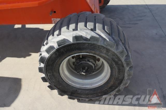 JLG 520AJ Съчленени стрелови подемници