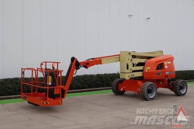 JLG EC 520AJ Съчленени стрелови подемници