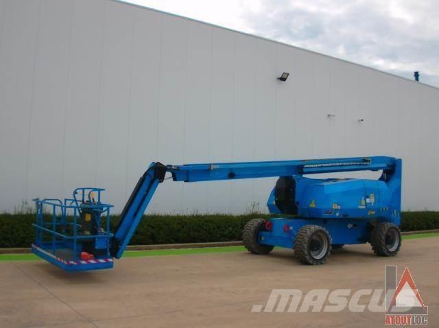 JLG H800AJ Съчленени стрелови подемници