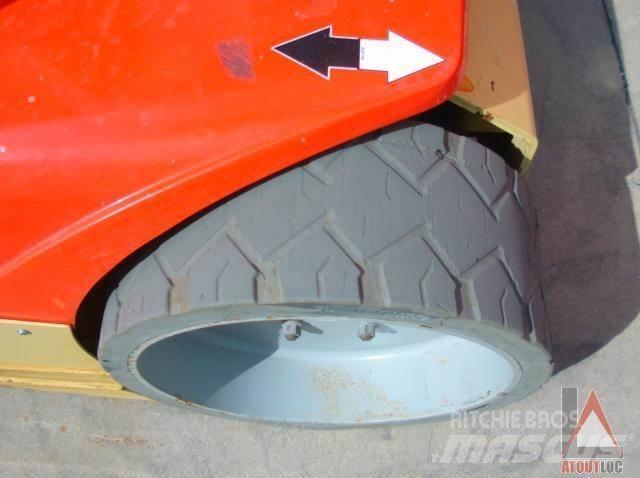 JLG TOUCAN 12E + Съчленени стрелови подемници