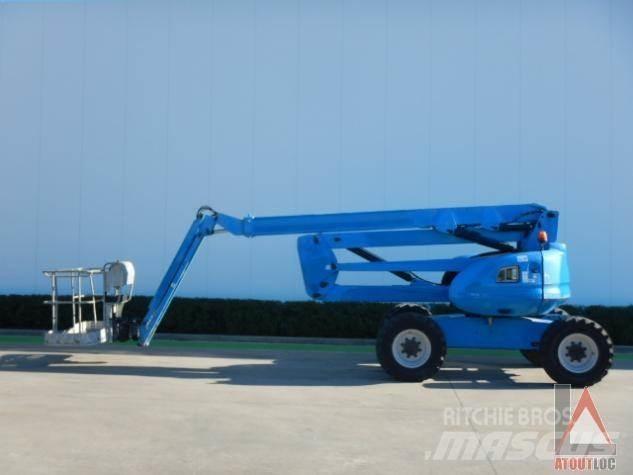Manitou 200 ATJ Съчленени стрелови подемници