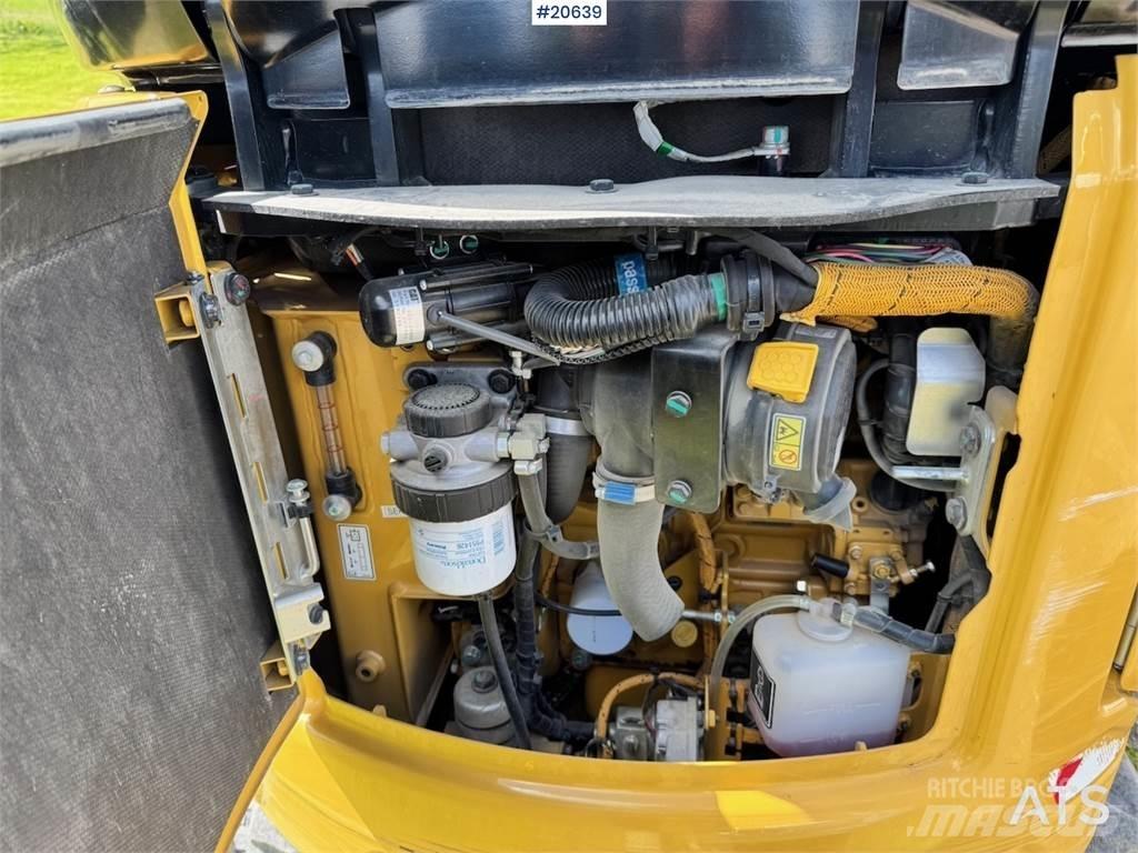 CAT 301.8 Верижен екскаватор