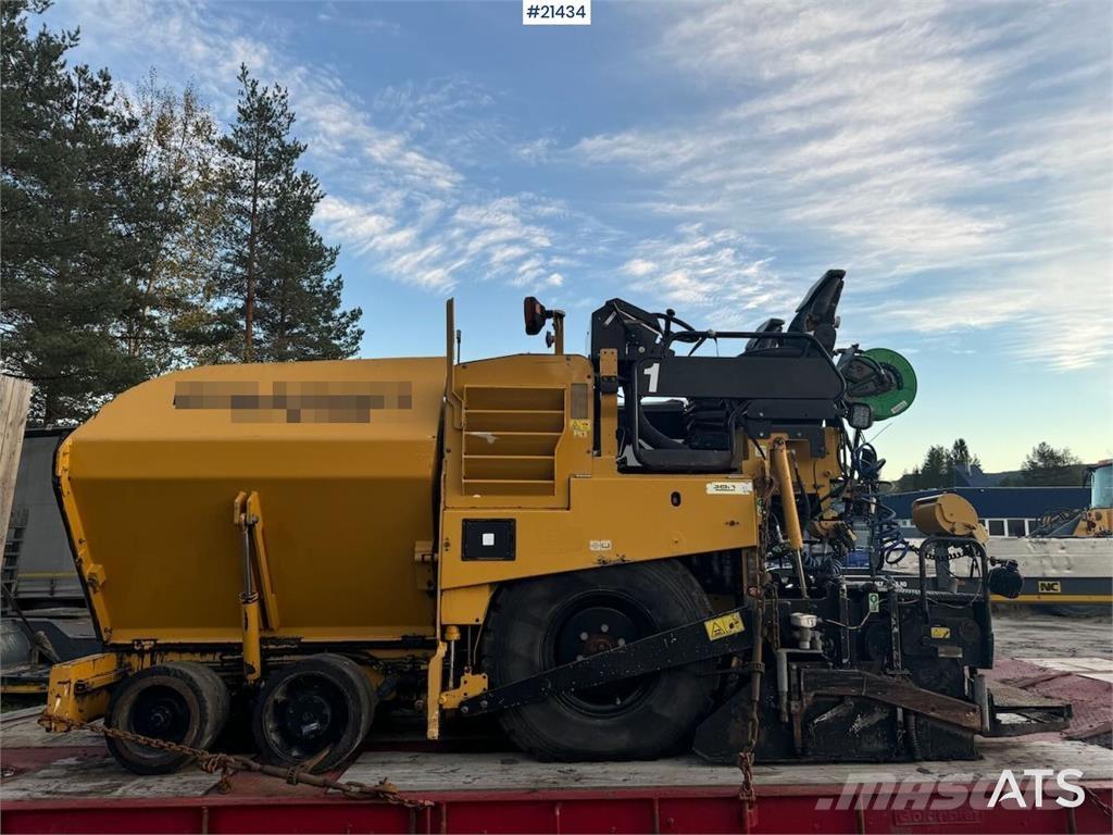 CAT AP 300 Машини за асфалт