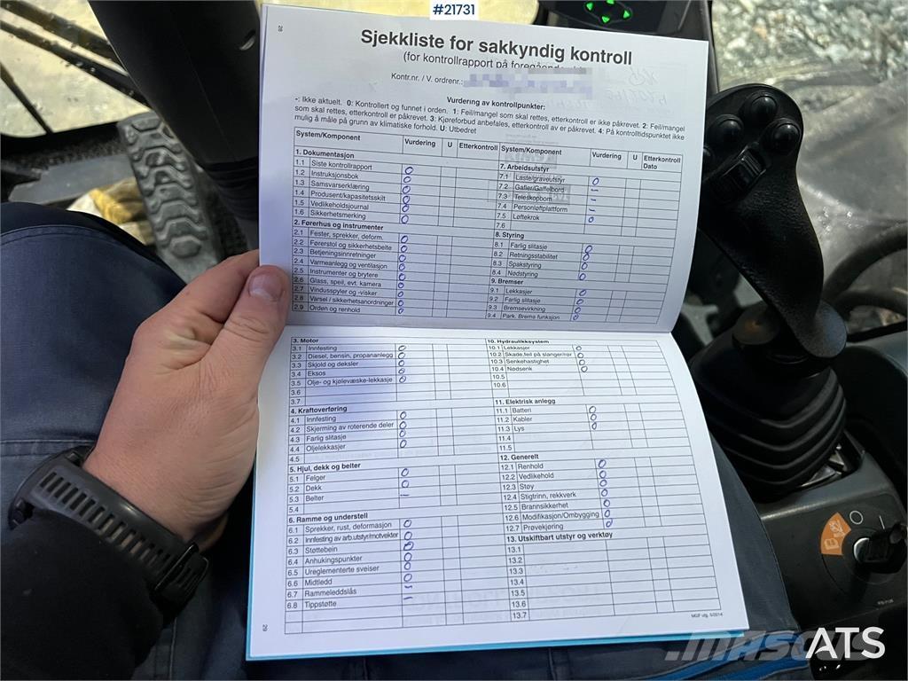 CAT M318F Колесни екскаватори