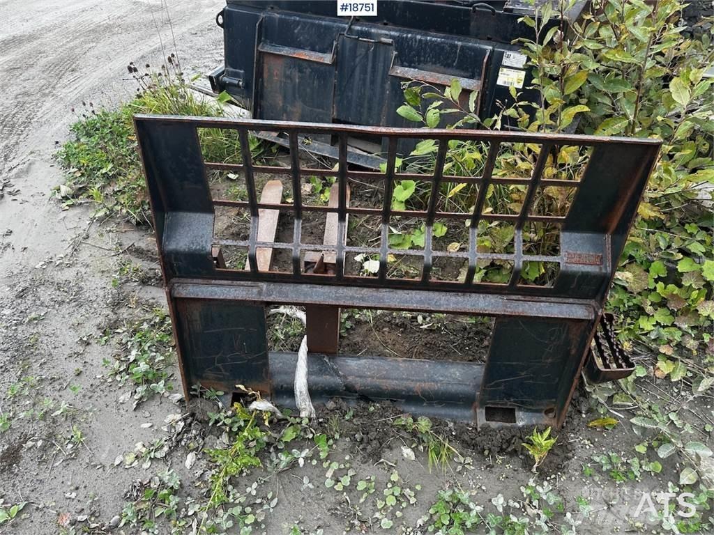 CAT Pallet Forks Строителство - Други