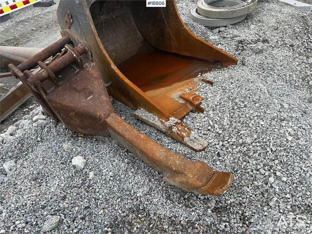 Doosan DX225LC Верижен екскаватор