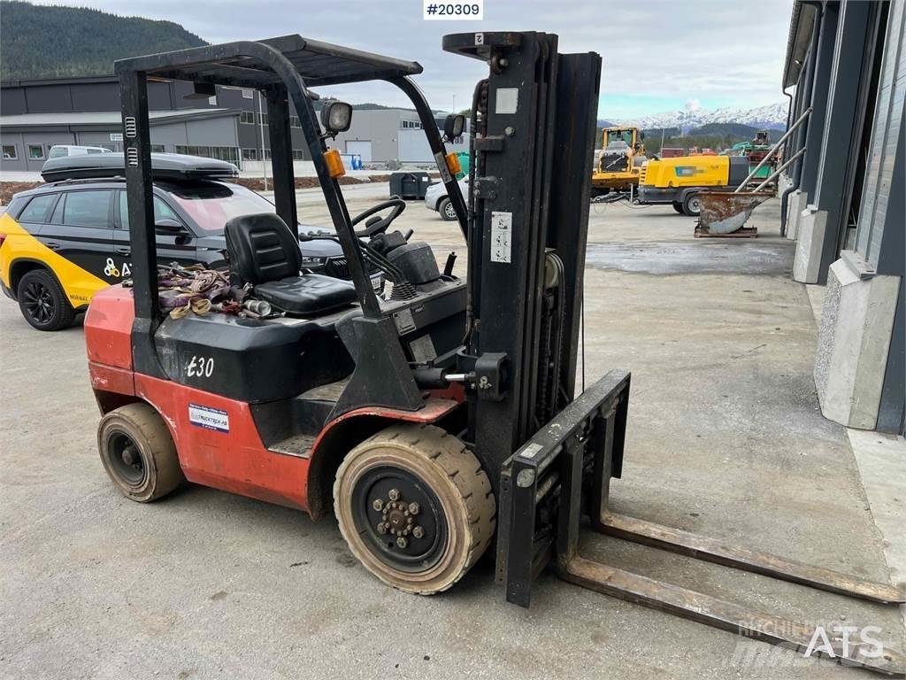  Gaffeltruck FG301 Вилични кари-повдигачи - други