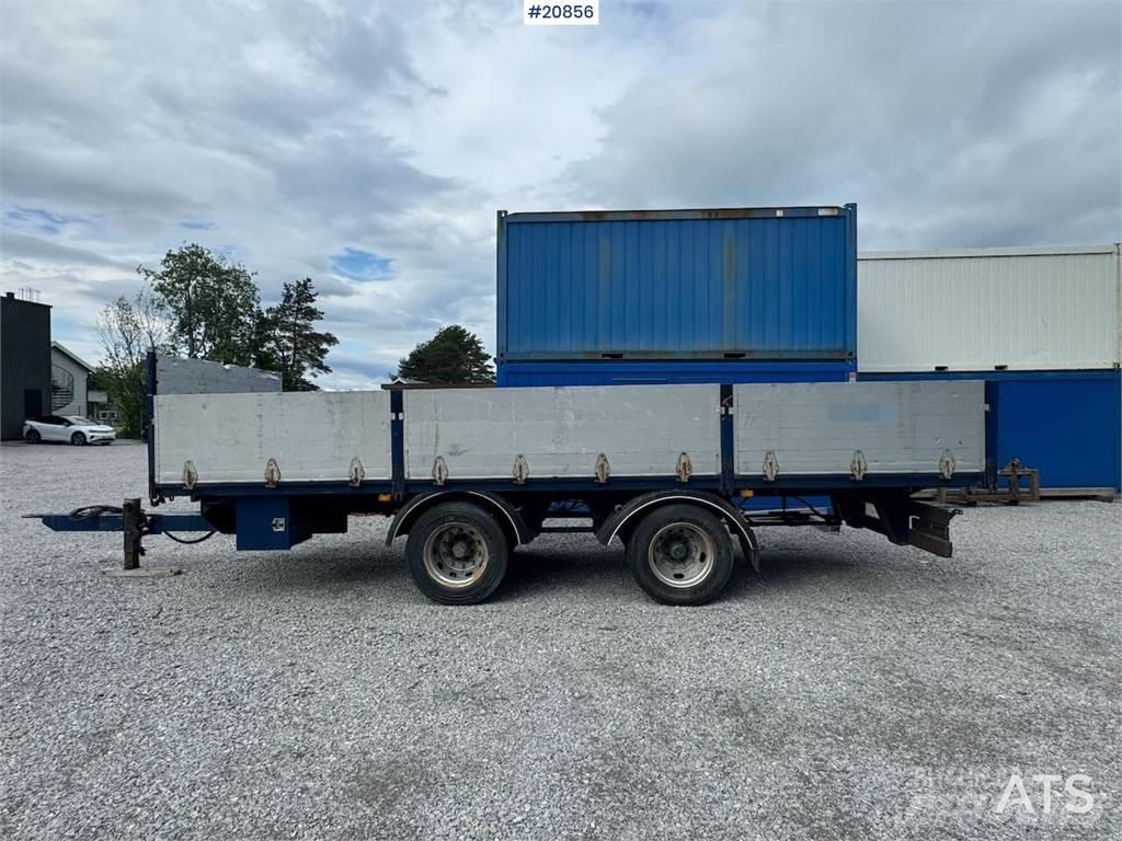 GMF flatebed trailer Бордови