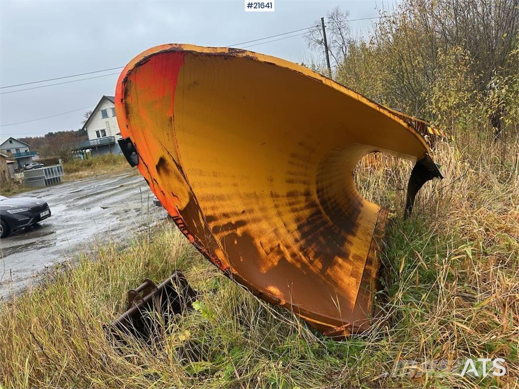  Gmill HDA 265 plow. Транспорт - Други