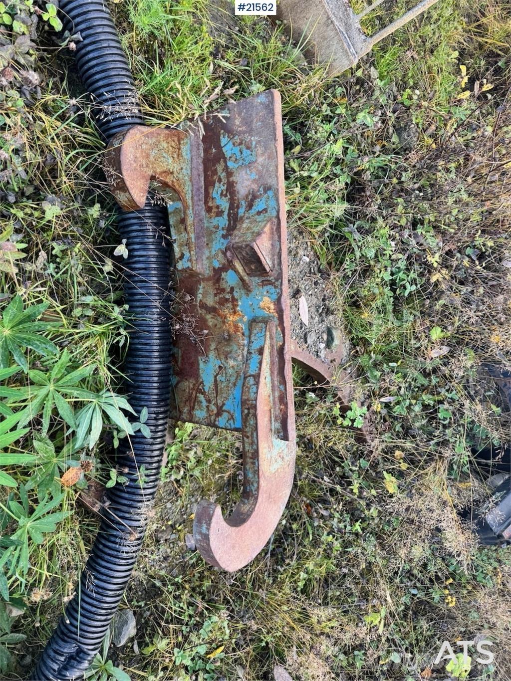 Hyundai 140LC-7 Верижен екскаватор