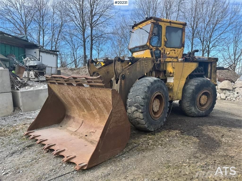 Michigan 75B Колесни товарачи