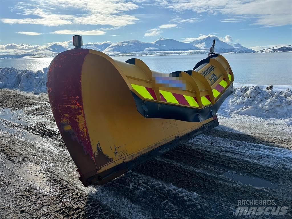  Saltvikplogen F-280 Строителство - Други