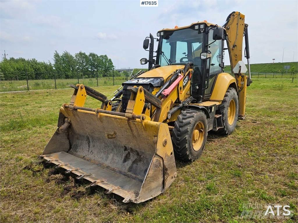 CAT 432F Товарач със заден ексватор