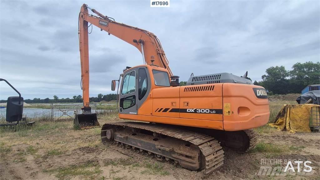 Doosan DX 300 LC Верижен екскаватор
