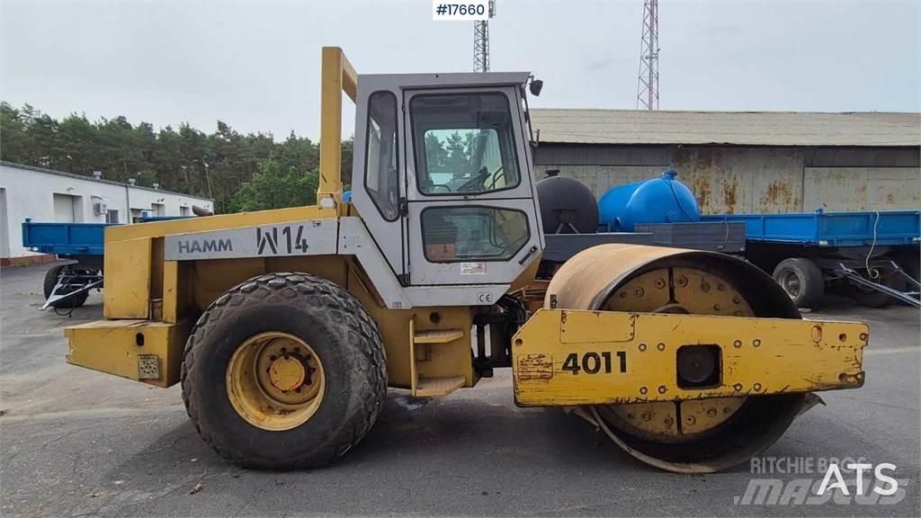 Hamm 4011D Еднобарабанни ролки
