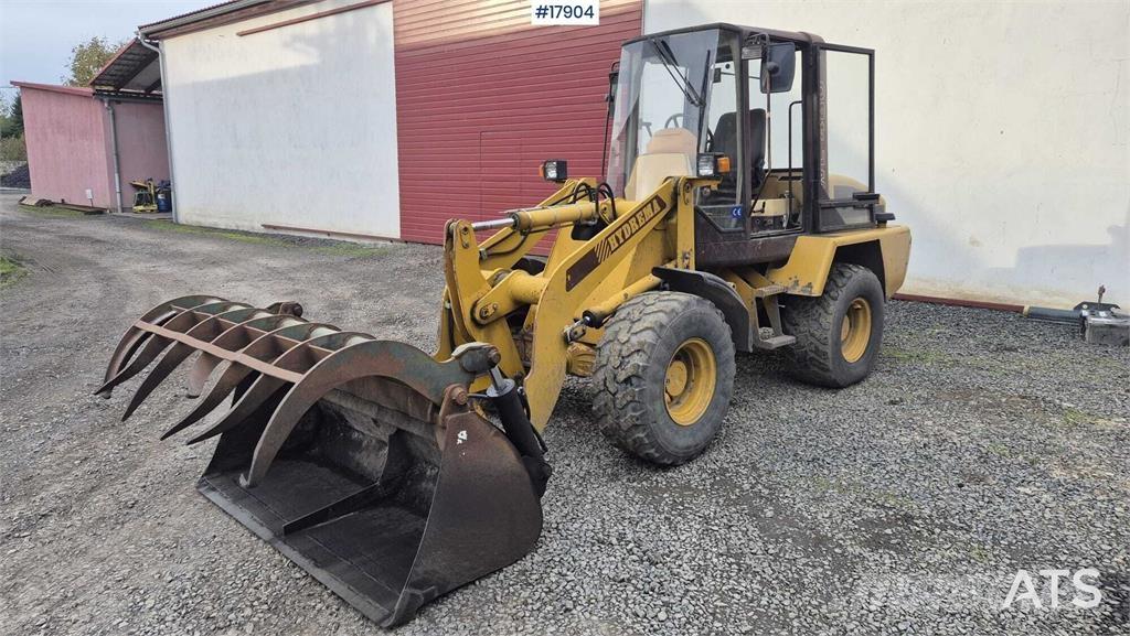 Hydrema WL 480 Колесни товарачи