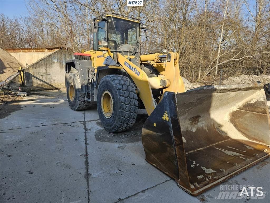 Komatsu WA 320-5 Колесни товарачи