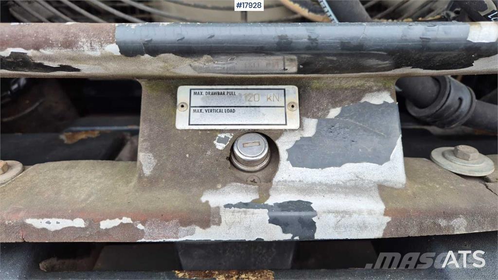 Komatsu WA320-5H Колесни товарачи