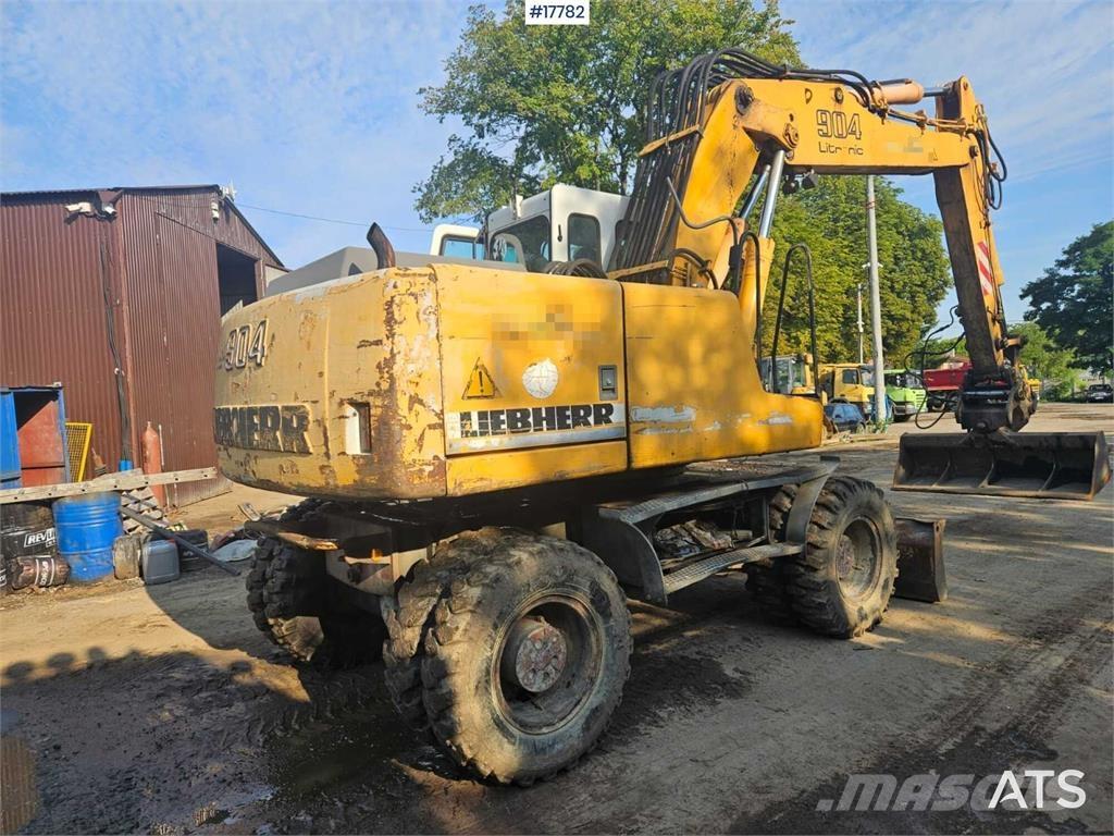 Liebherr A 904 Колесни екскаватори