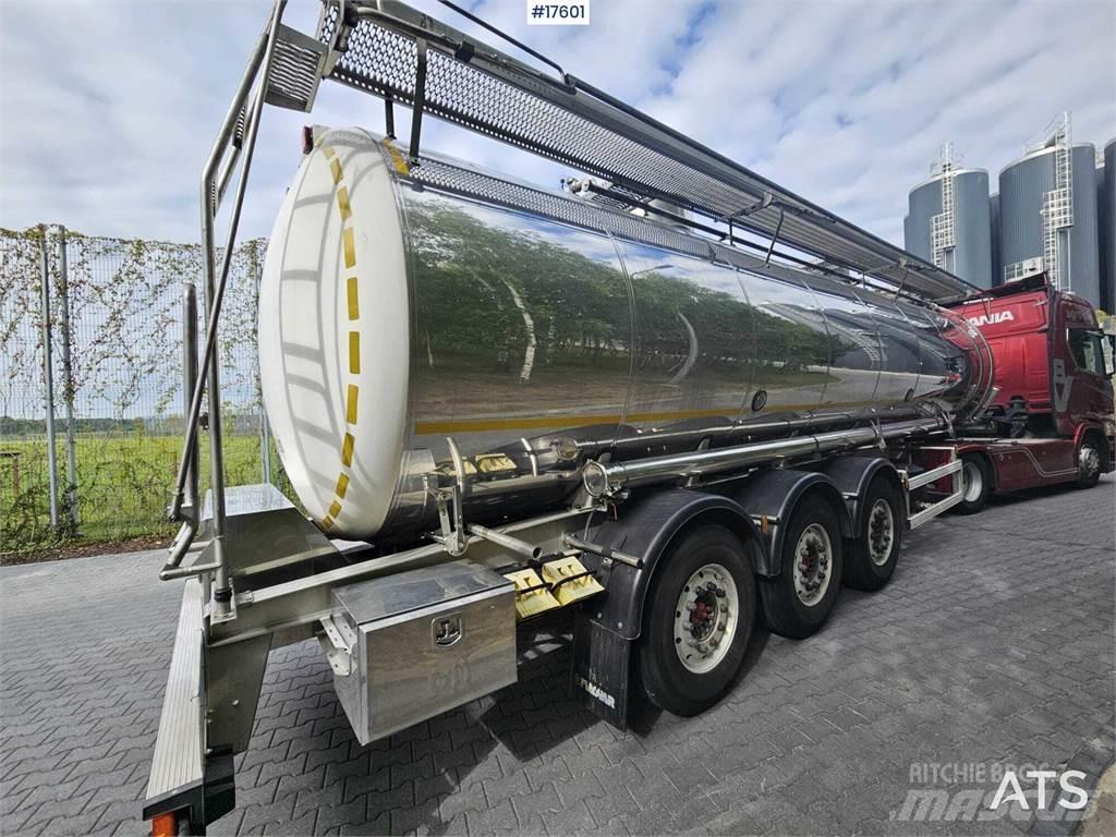 Magyar 6 Ms 2B6 07 Полуремаркета цистерни
