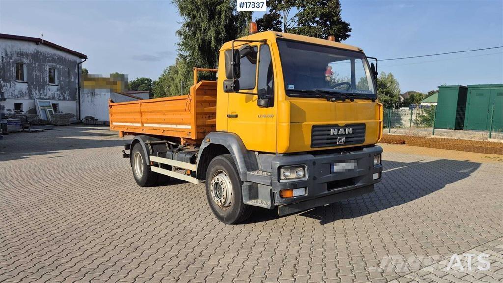 MAN 18.225 LC Самосвал