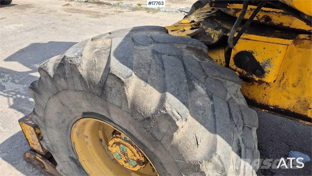 Mecalac 12MX Колесни екскаватори
