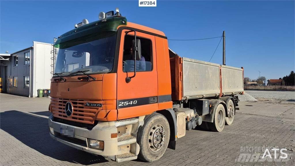 Mercedes-Benz Actros Самосвал