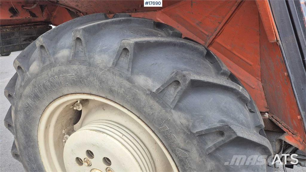 Ursus 914 Трактори