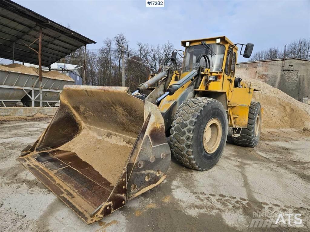 Volvo L120 Колесни товарачи