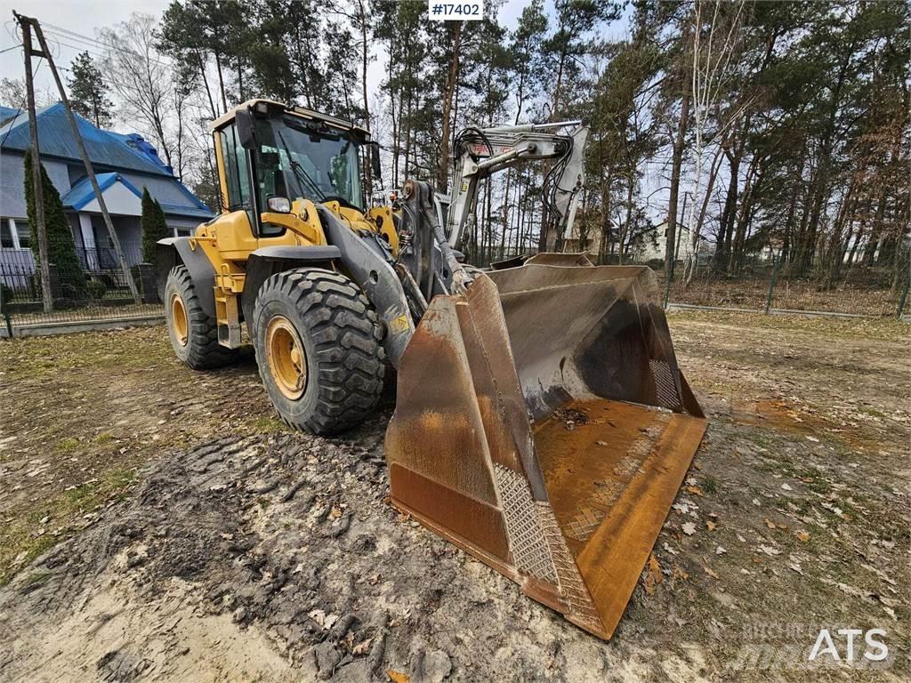Volvo L120F Колесни товарачи