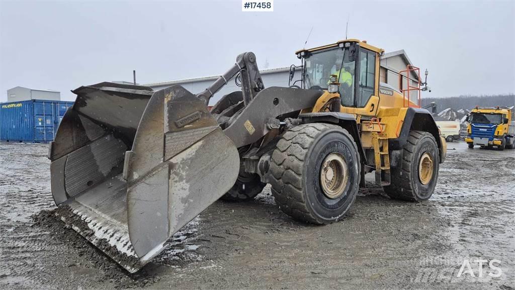 Volvo L220H Колесни товарачи