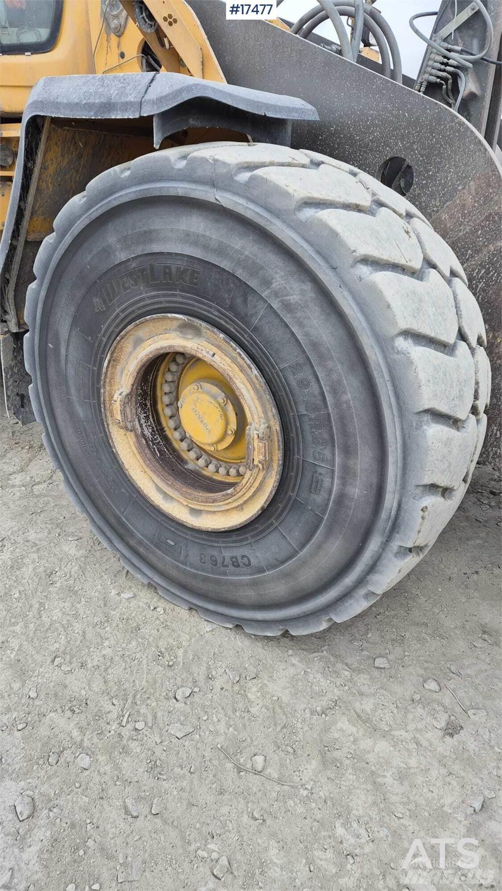 Volvo L220H Колесни товарачи