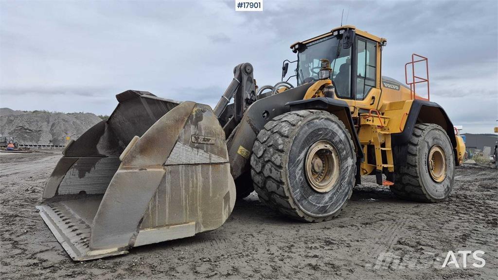 Volvo L220H Колесни товарачи