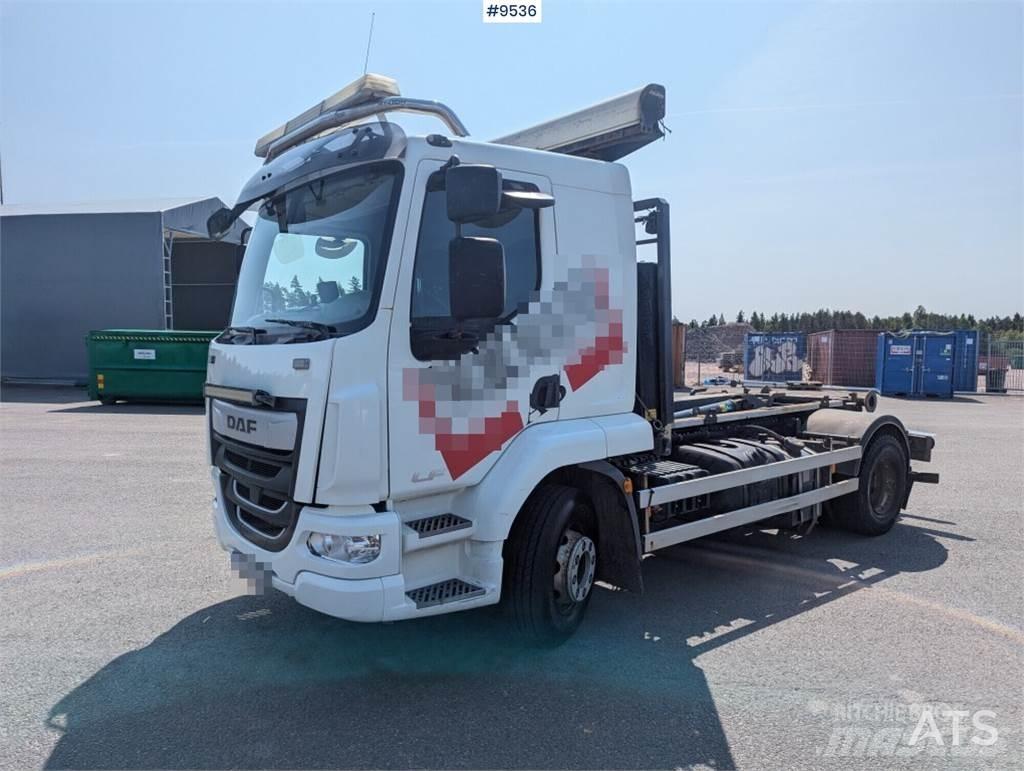 DAF FA LF260I  Камиони с кран с кука