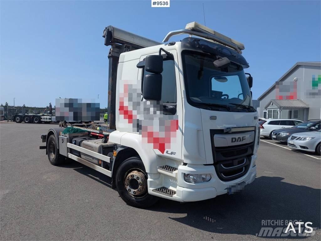 DAF FA LF260I  Камиони с кран с кука
