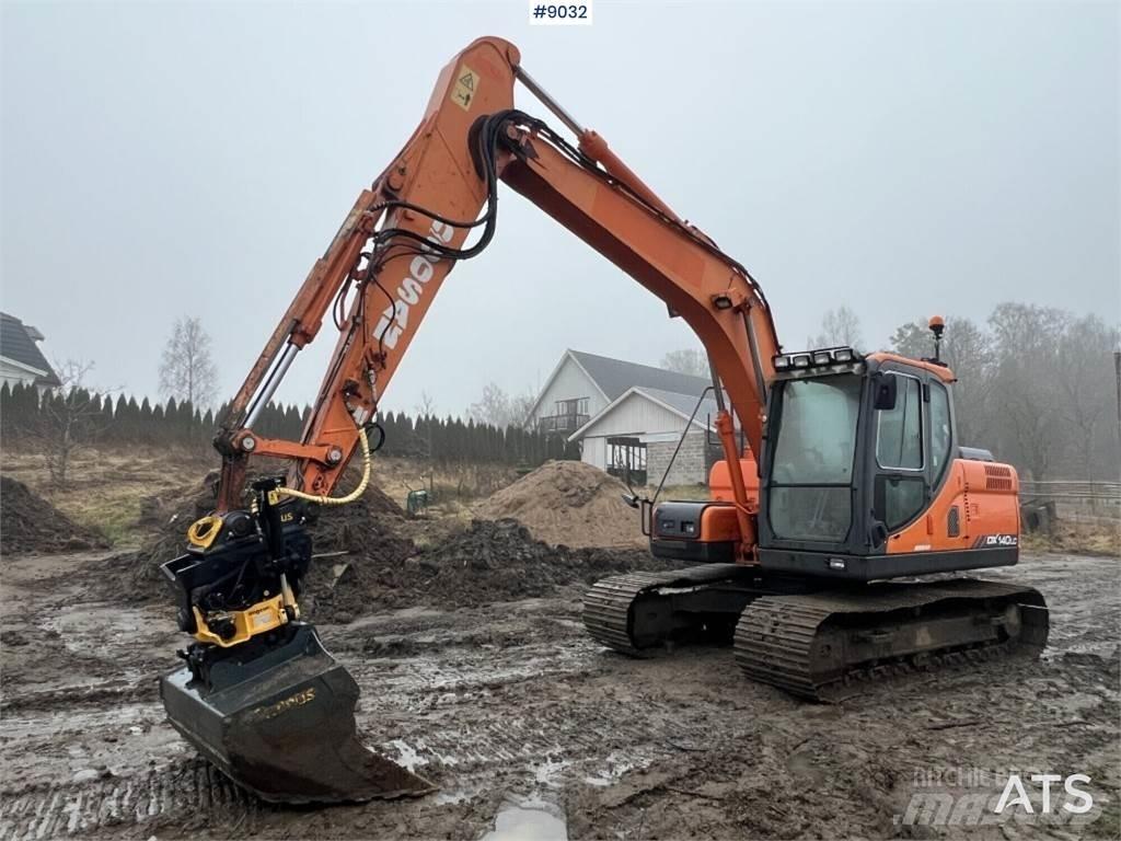 Doosan DX140LC Верижен екскаватор