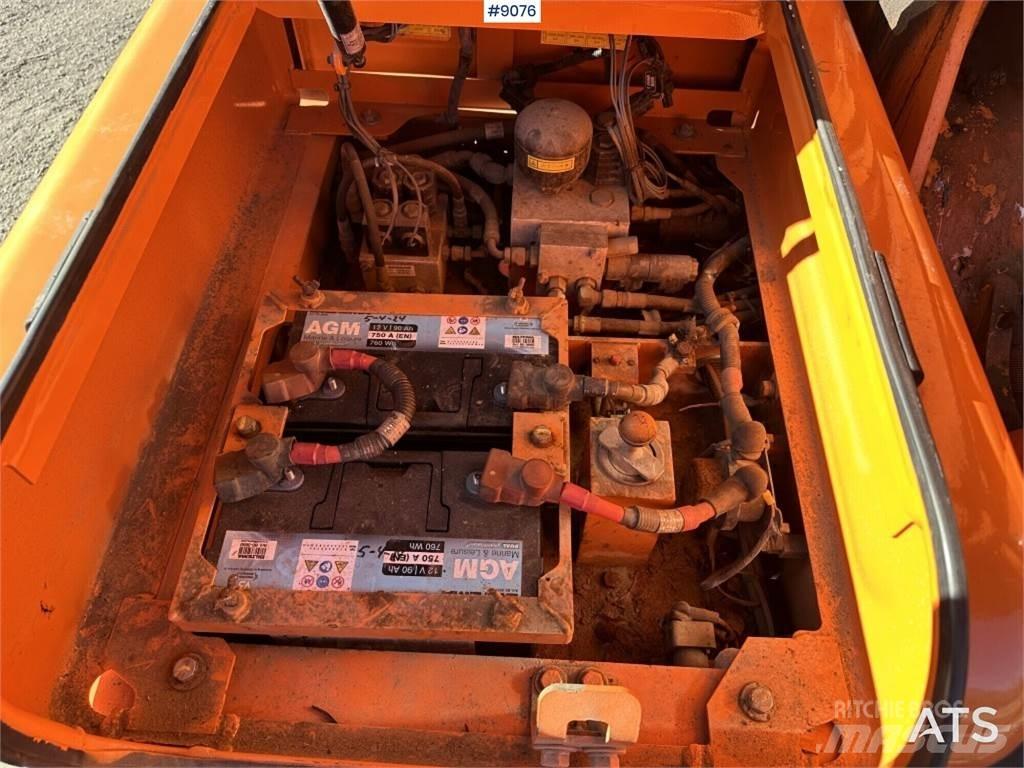 Doosan DX140W Колесни екскаватори