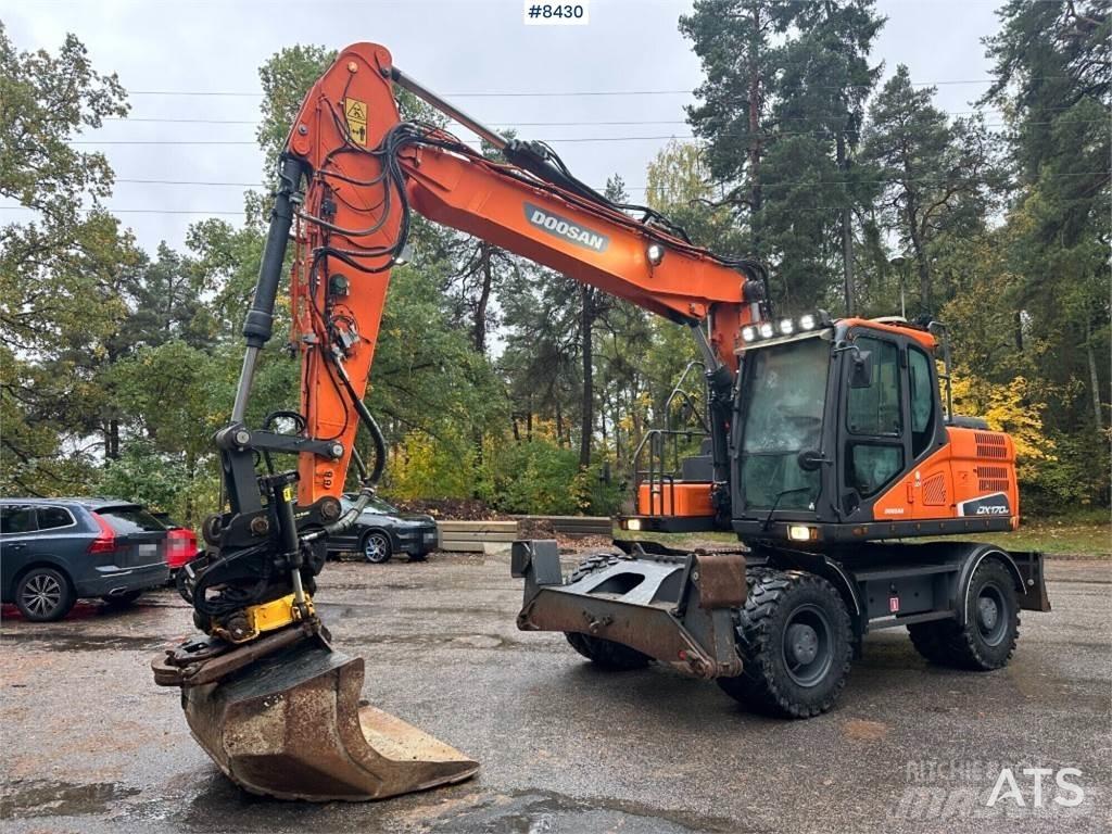 Doosan DX170W Колесни екскаватори