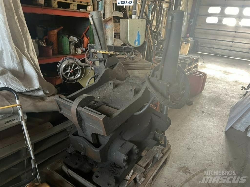 Engcon EC30 Други компоненти