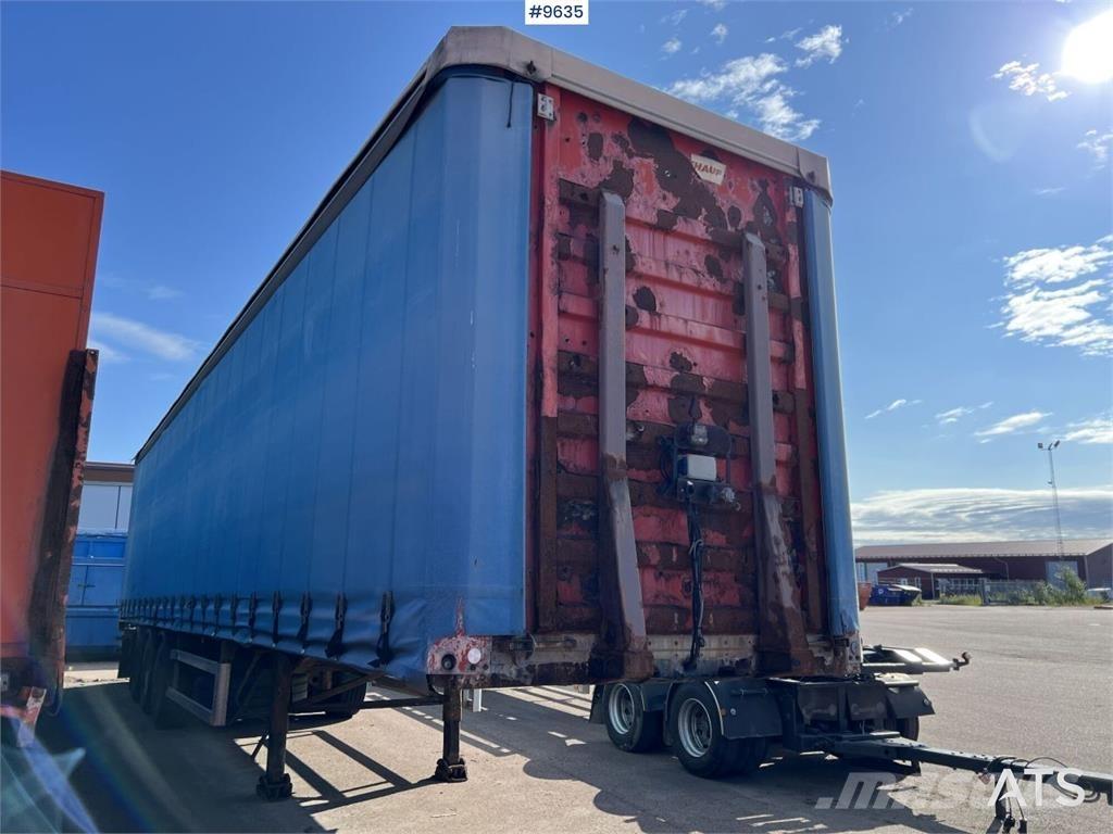 Fruehauf SS136/P3S Брезентови полуремаркета
