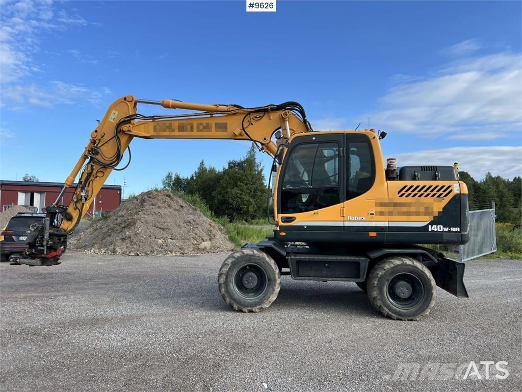 Hyundai 140W-9A Колесни екскаватори