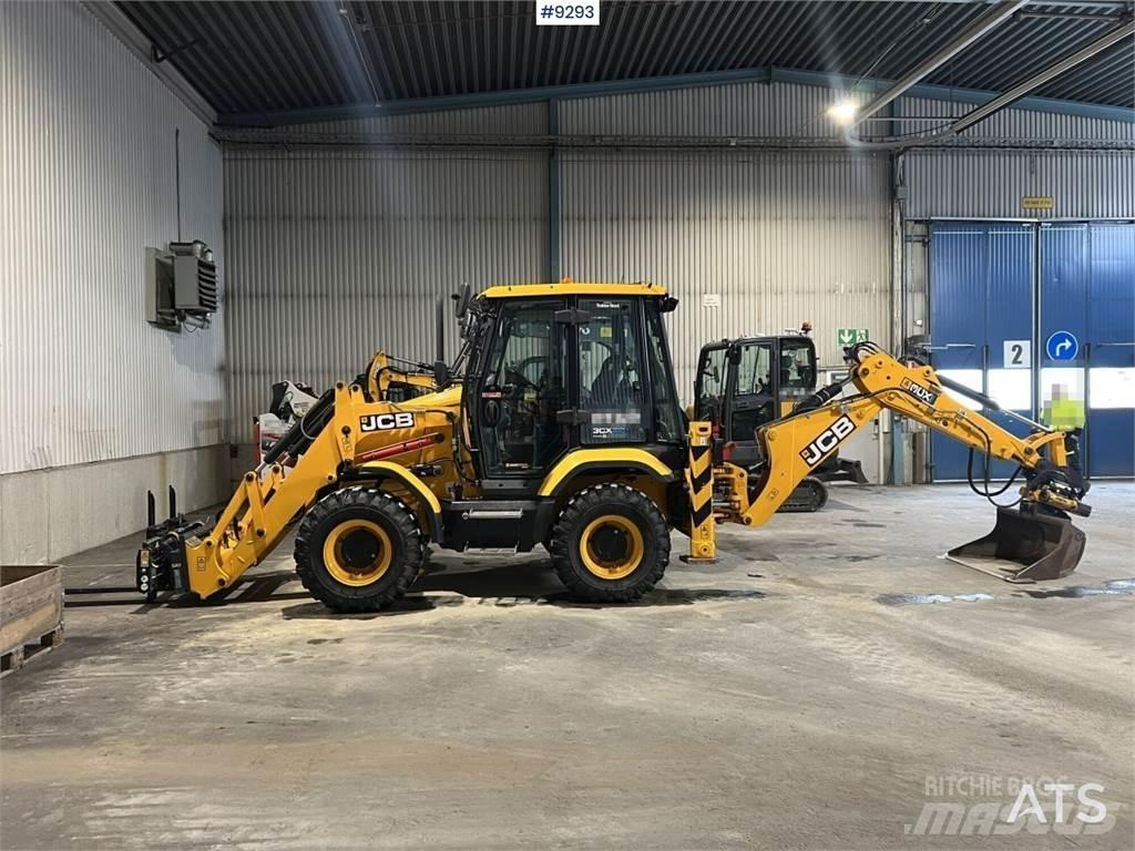 JCB 3CX 10L5WH Товарач със заден ексватор