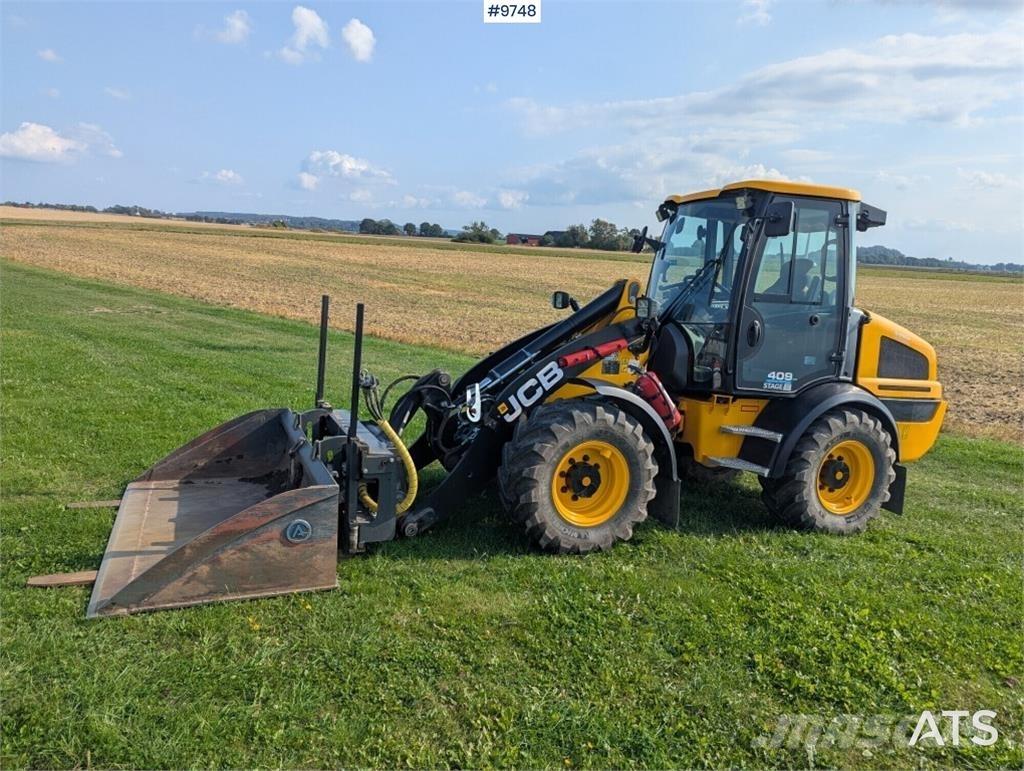 JCB 409 Колесни товарачи