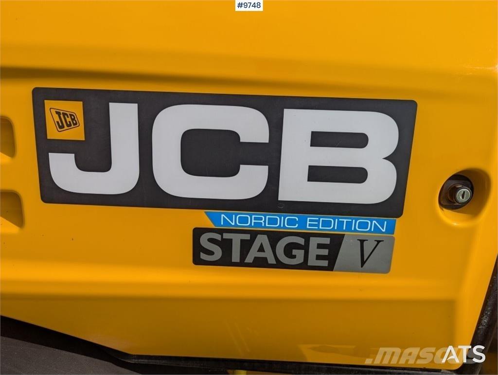 JCB 409 Колесни товарачи