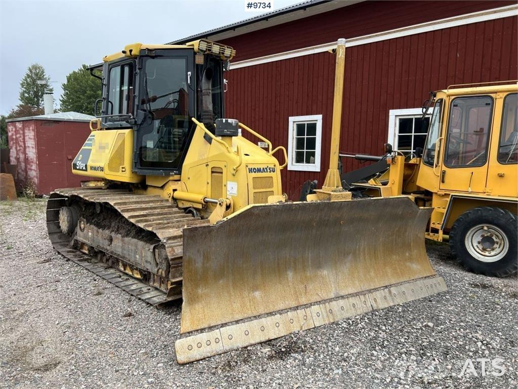 Komatsu D51PX-22 Верижни булдозери
