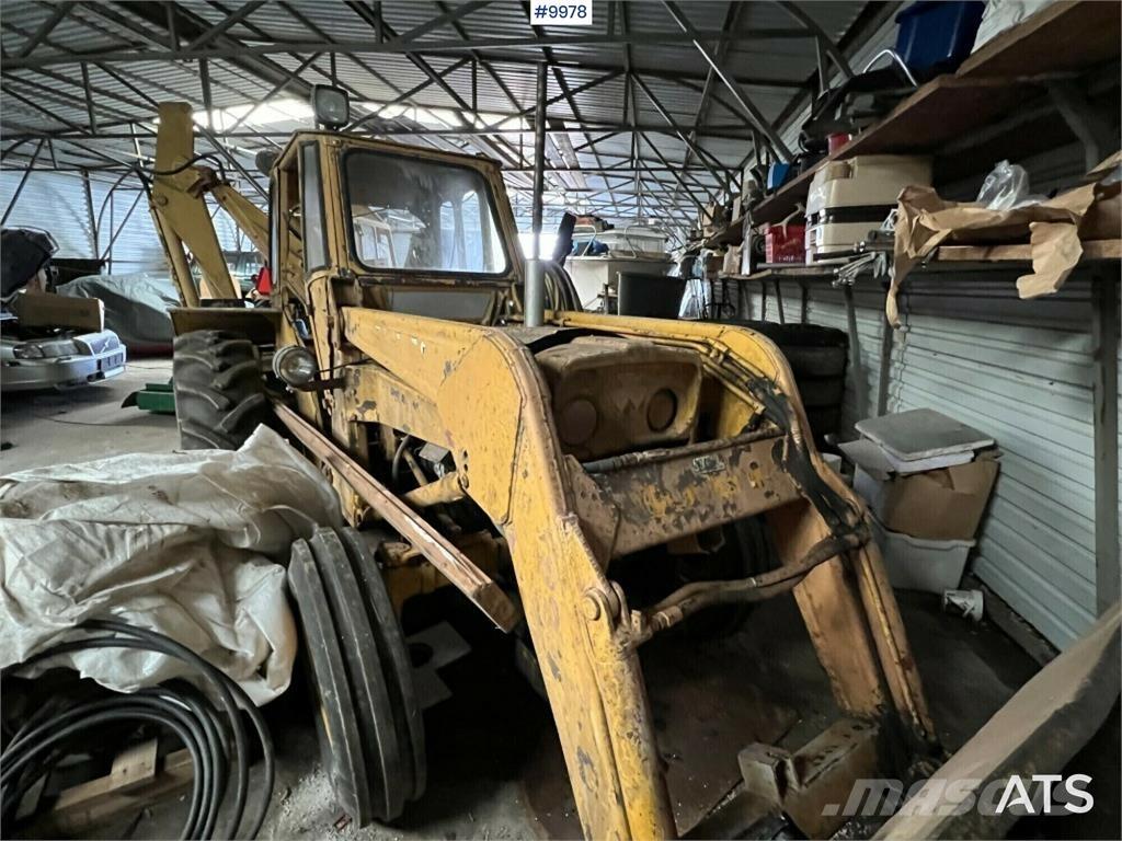 Massey Ferguson 203 Трактори